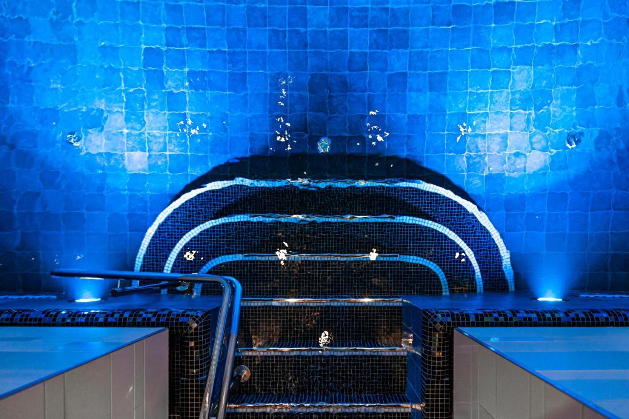 Hotel The Well 4*
